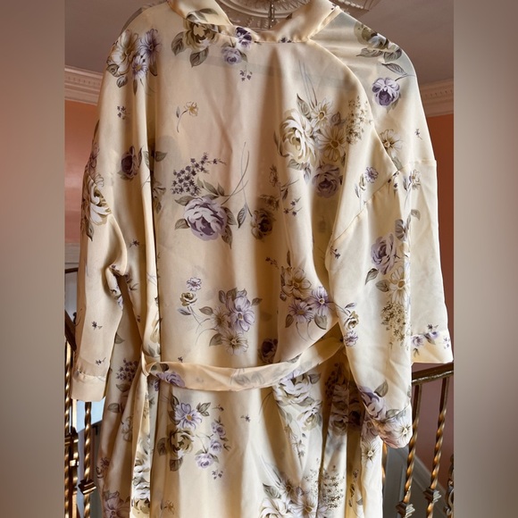 Victoria’s Secret floral button up dress & tie robe medium babydoll coquette set - Picture 10 of 10